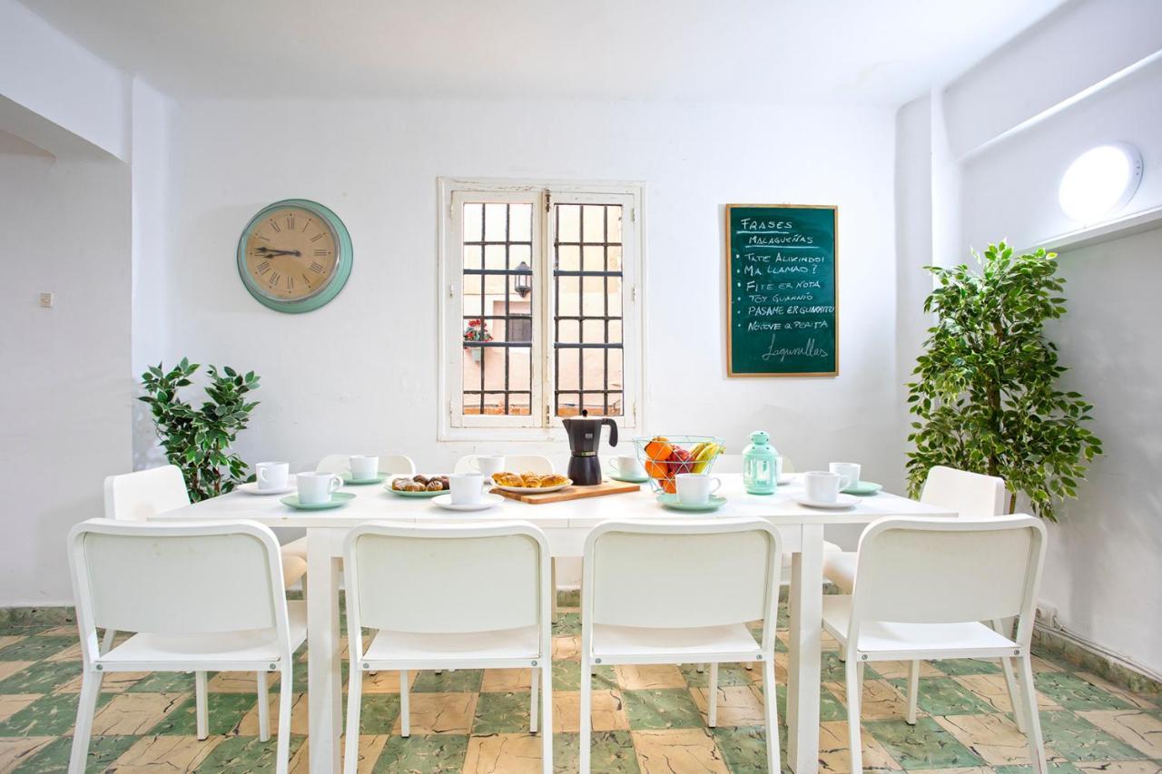 Big Flat In City Center With Patio Málaga Dış mekan fotoğraf